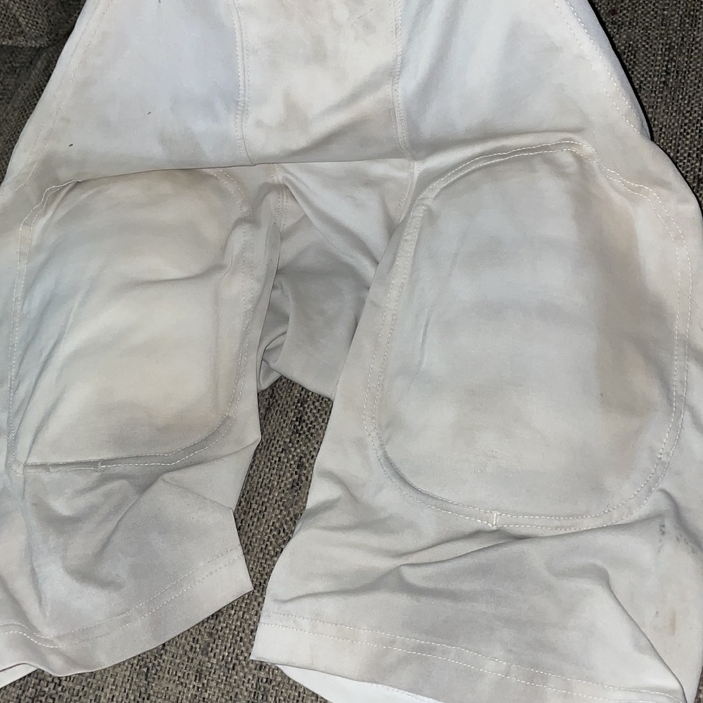 Champion Compression - Picture 3 of 5